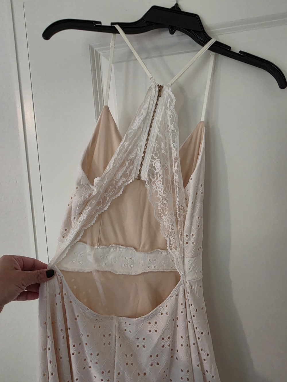 Studio 1940 Cream Eyelet Midi Dress with Tie-Back Straps - Picture 4 of 6